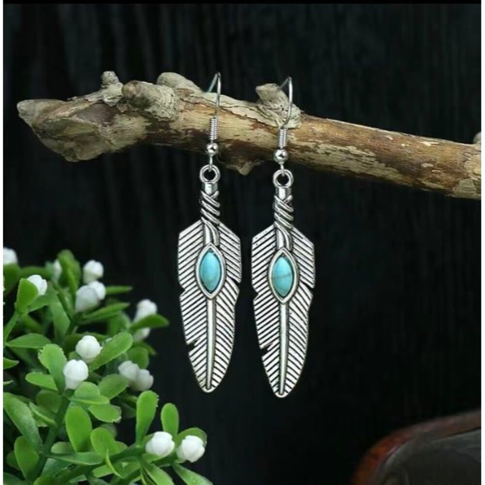 Boho Vintage Style Drop Earrings Silver Color with Turquoise